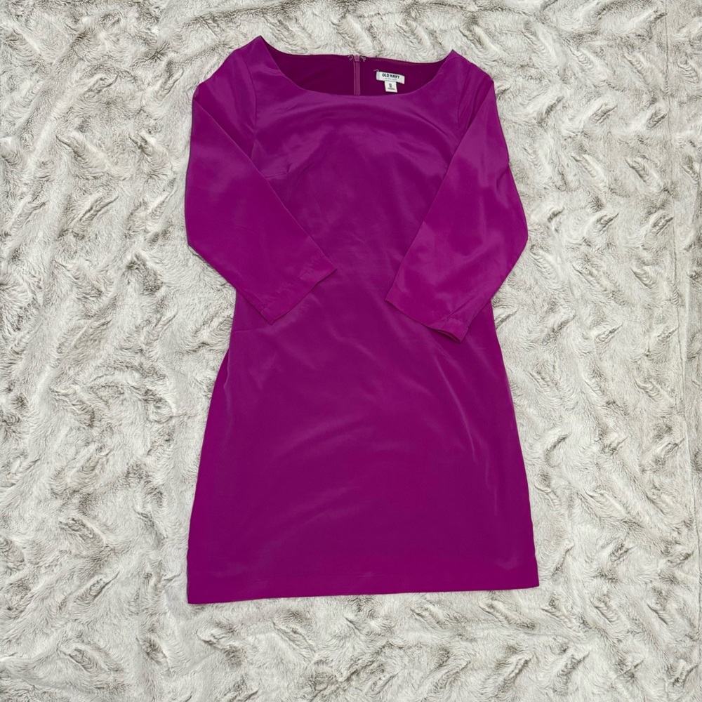 Old navy women’s dress, purple XS.